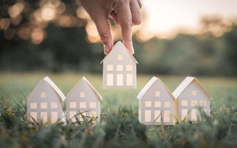 Choosing a house and selecting insurance